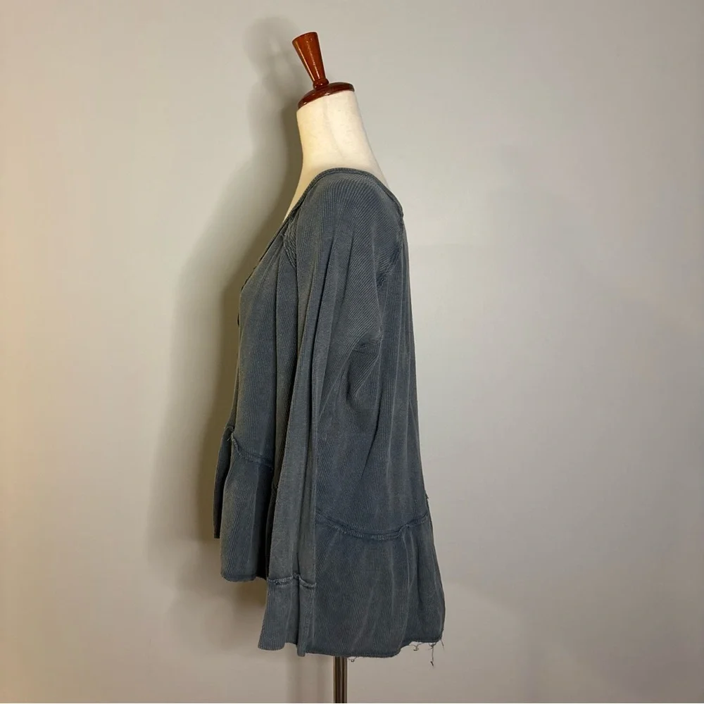 Size S- Free People green persized waffle/thermal top